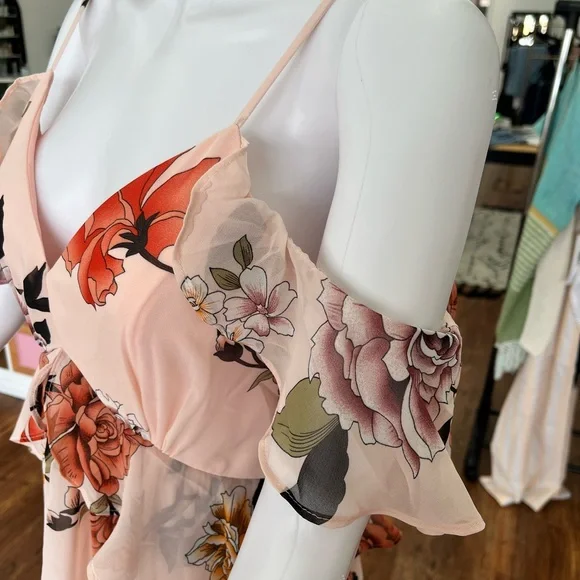 Lulu’s NWT Pink Floral Maxi Dress - Picture 4 of 5